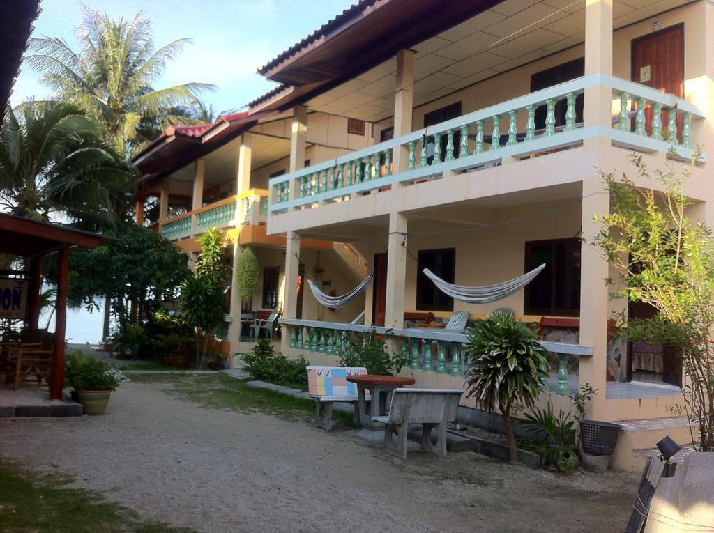 Black & White Bungalows Haad Rin Εξωτερικό φωτογραφία